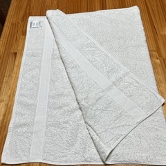 【無料】大判バスタオル4枚の画像