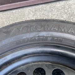 Yokohama タイヤ4本185/60R16の画像