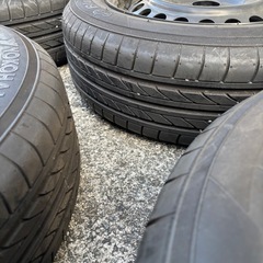 Yokohama タイヤ4本185/60R16の画像