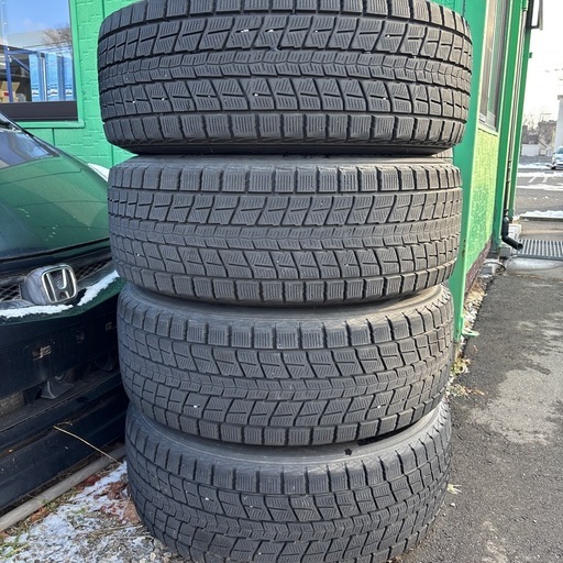 265/60R18 23年製