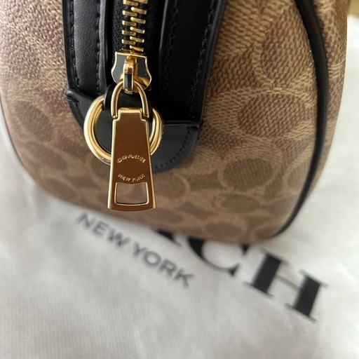 コーチ　ミニ2Way ショルダーバック　売れました