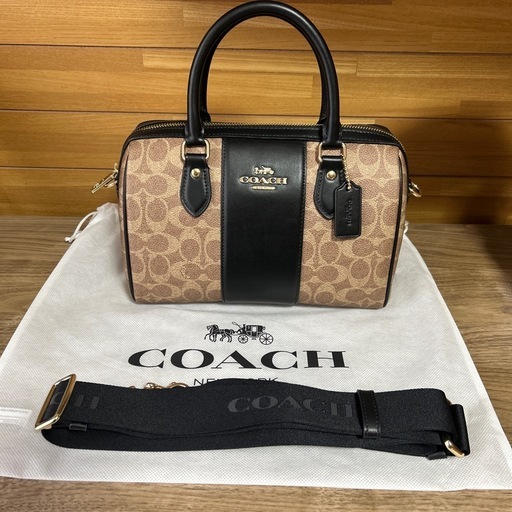 コーチ　ミニ2Way ショルダーバック　売れました
