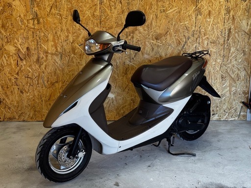 スマートディオ　フロントディスクブレーキ　　　AF57　水冷４スト　綺麗です　実動　滋賀県から ホンダ スマートディオ フロントディスクブレーキ アイドリング