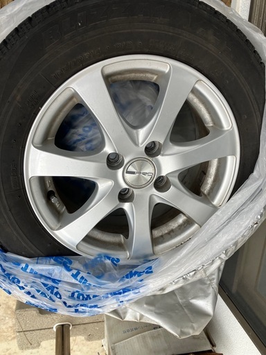 車のパーツ BRIDGESTONE BLIZZAK  165/70 R14