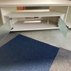 12/25まで店頭商品一部を除き半額クリスマスSALE!!開催中 　イ2512-233 TV台 ローボード キャスター付き ホワイト キズ汚れ有りの画像