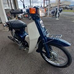 ホンダスーパーカブ５０ccカスタムFI入荷しました。の画像