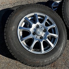 13インチスタッドレス　4本セットの画像