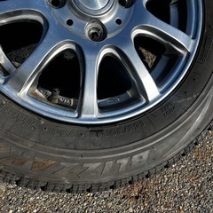 13インチスタッドレス　4本セットの画像