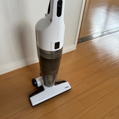 掃除機　白色の画像
