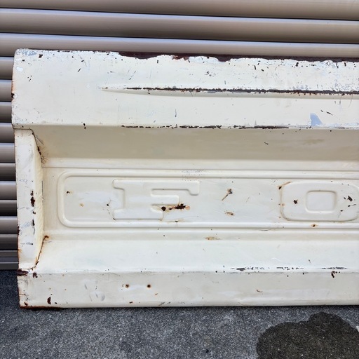 美品 ヴィンテージ フォードトラックテールゲート Ford 検）USA シボレー CHEVROLET 当時物中古 アメリカ雑貨 GMC ベンチ あおり