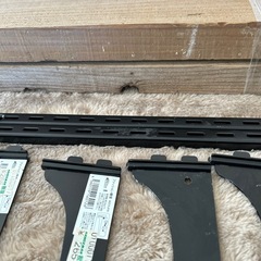 足場板２枚付きファション棚受の画像