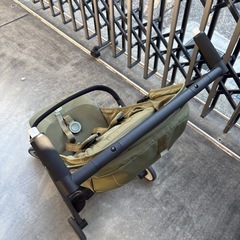 【新モデル　美品】サイベックス　リベル　2025  ベビーカー　B型ベビーカー　バンパーバー付き　モスグリーン　サイベックスリベルの画像