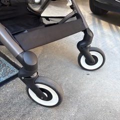 【新モデル　美品】サイベックス　リベル　2025  ベビーカー　B型ベビーカー　バンパーバー付き　モスグリーン　サイベックスリベルの画像