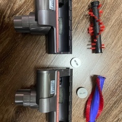 【分解清掃済】コードレス ダイソン 掃除機 V8 slim（スタンド付き）の画像