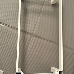 IKEA カラックス　下部フレームの画像
