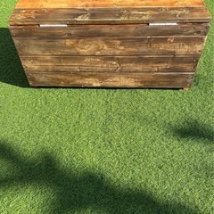 木のBoxの画像