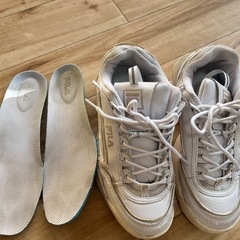 FILA✨SNS人気ソール✨ごつめソール✨男女兼用スニーカー✨の画像