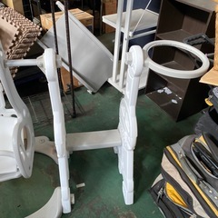 ベビージム　すべり台　ブランコ　バスケットゴール　遊具の画像