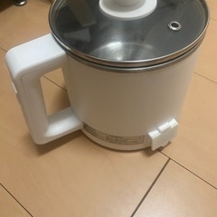 電気ポットの画像