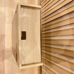 ケーブル収納ボックスの画像