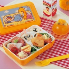 幼児用弁当箱の画像