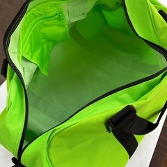 Hurley   ボストンバッグ　の画像