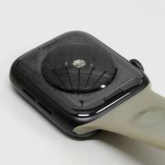 【訳アリ】Apple Watch SE 第1世代/GPS/44mm/A2352/スペースグレー〈NYDT2LL/A〉の画像