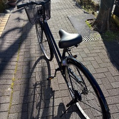 【整備品】前後タイヤチューブ新品。チェーン新品。カゴ新品。26インチ黒  ￥12000の画像