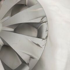 年末年始営業のお知らせ】12月29日～1月4日までお休みとさせていただきます △ TOYOTA トヨタ 純正ホイールキャップ 15インチ 15インチホイールカバー  ホイールキャップ 4本 1台分 42602-28430 キズ、汚れありの画像