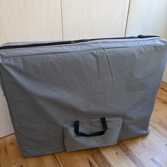 セブンビューティ　 有孔　ブラウン　ケース付き　 エステ マッサージベッド　 施術ベッド 折りたたみベッド 整体　接骨院の画像