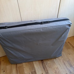 セブンビューティ　 有孔　ブラウン　ケース付き　 エステ マッサージベッド　 施術ベッド 折りたたみベッド 整体　接骨院の画像