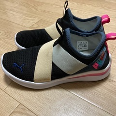 プーマLQD フラッシュ スリッポンSnowManコラボ 23㎝の画像