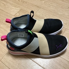 プーマLQD フラッシュ スリッポンSnowManコラボ 23㎝の画像