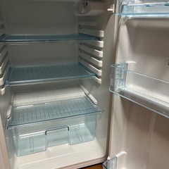 冷蔵庫　138L Abitelax  AR-143E   2018年式の画像