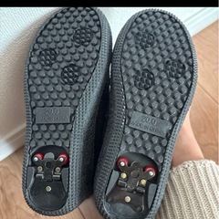 滑り止めブーツ女の子
の画像