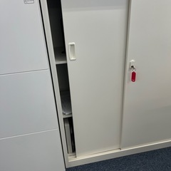 【終了】オフィス家具　事務書類　スチール棚の画像