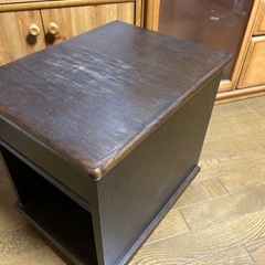 サイドテーブルの画像