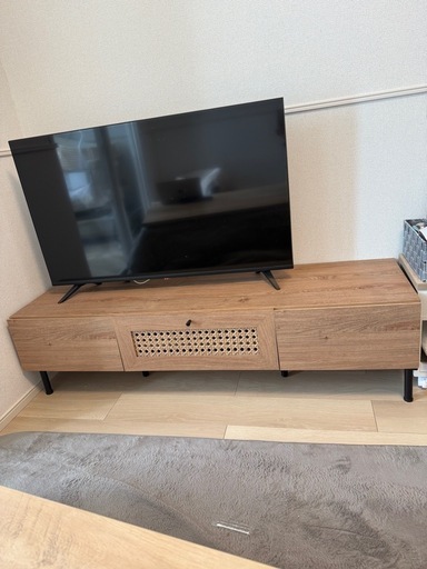 [幅140] テレビ台 木目 スチール脚 LOWYA テレビ台(幅140cm) ラタン調 木目 スチール脚 | 【公式】LOWYA(ロウヤ