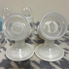母乳搾乳機　電動　ダブルポンプ　授乳　9段階調節　BPAフリー　コンパクト　母乳育児　食洗機使用可能　シリコーンの画像