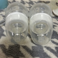 母乳搾乳機　電動　ダブルポンプ　授乳　9段階調節　BPAフリー　コンパクト　母乳育児　食洗機使用可能　シリコーンの画像