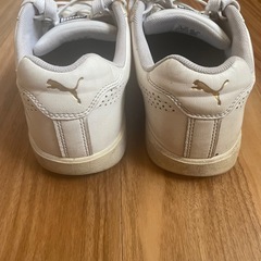 PUMA プーマ　スニーカー　の画像