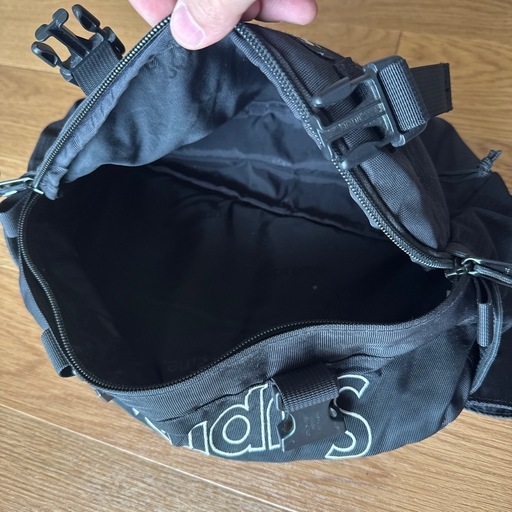 Supremeウエストバッグ