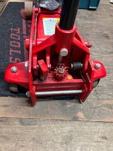 決まりました‼️　3.5トン フロアージャッキ
