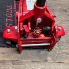 決まりました‼️　3.5トン フロアージャッキの画像