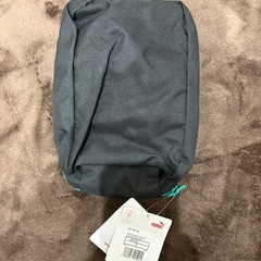 【PUMA】旅行用ポーチブラック×ペッパーグリーンの画像
