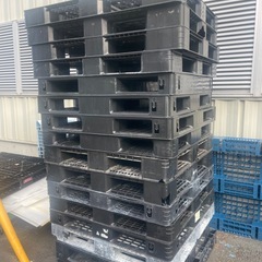 無料ですが‼️プラスチック製パレット差し上げますの画像