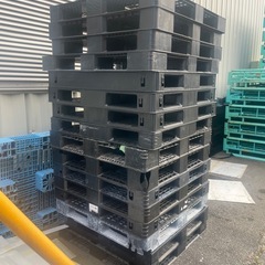 無料ですが‼️プラスチック製パレット差し上げますの画像