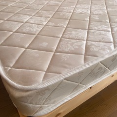 【状態良好】シングルベッド　マットレス付の画像