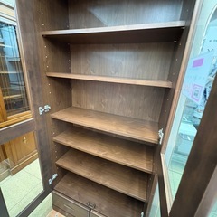 《リユースマン倉敷》 本棚 レトロ風 ガラス扉 の画像