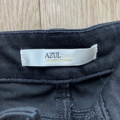 AZUL basic ブラック スキニーパンツ　XSの画像